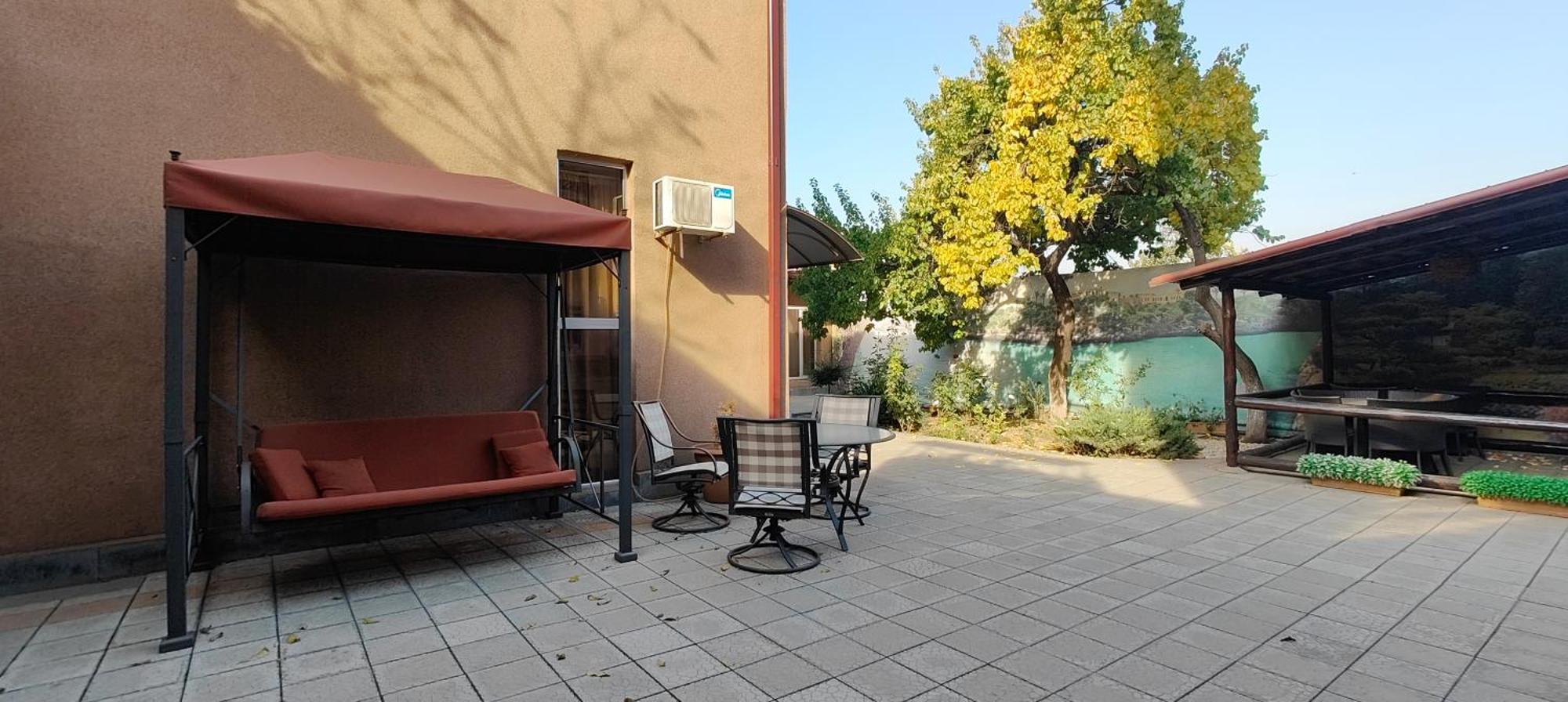 Areg Hotel Erivan Exterior foto